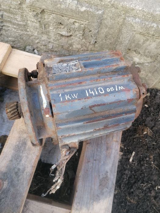 Електродвигуни продам
