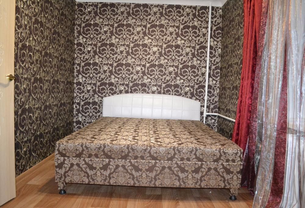 2хкомн квартира посуточно центр госпиталь Дубовая роща