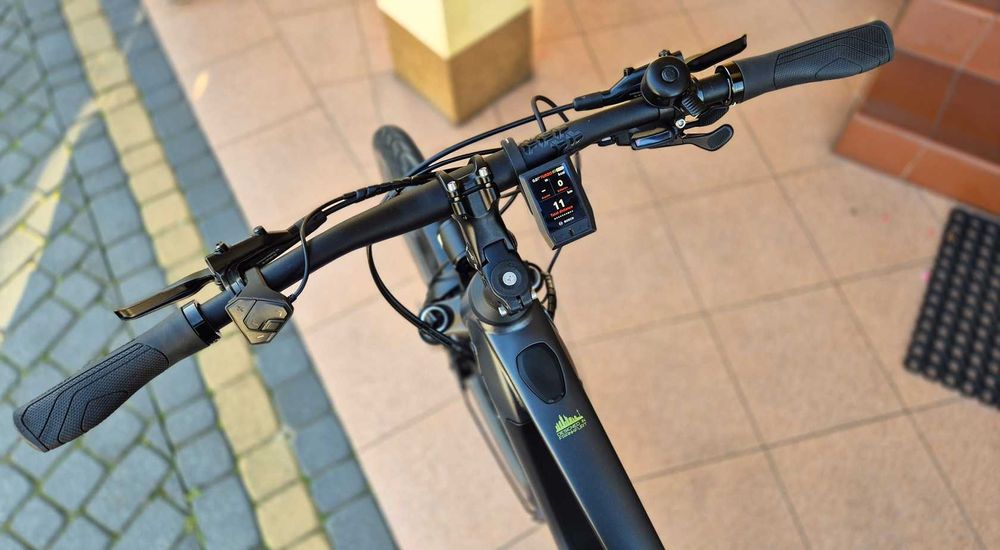 Rower elektryczny Carver Route E 540 roz. M/50cm, 11 km przebiegu !!!