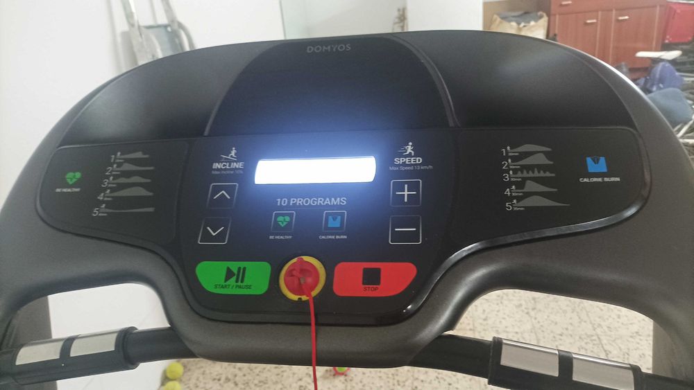 Electric Treadmill493027314348871684