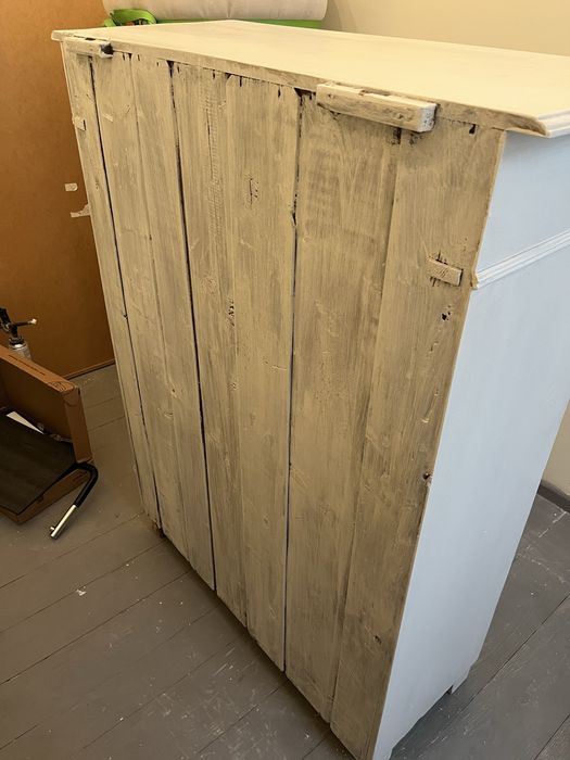 Bieliżniarka, komoda, szafka biała
