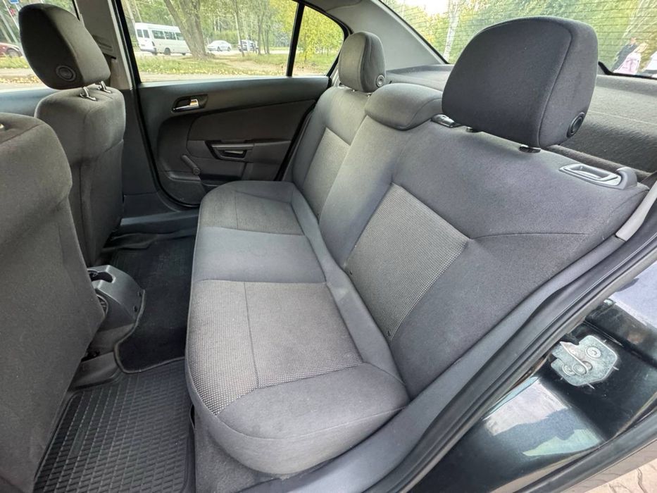Opel Astra (без першого внеску)Твоє Авто Кривий Ріг