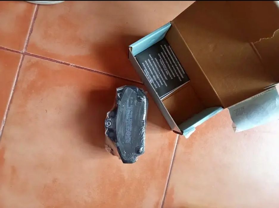 Peças carro rover 25