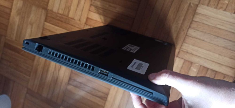 Lenovo t14 gen 1 - 48gb RAM, 1tb, NVIDIA MX330 2GB, cpu i7-10510U