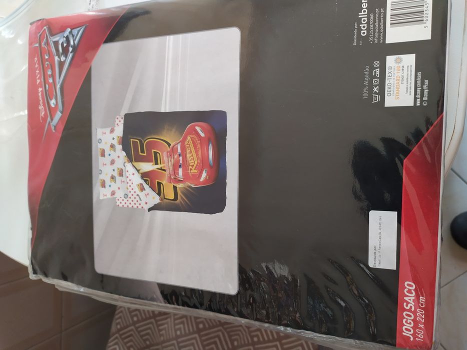 Capa de edredom e almofada