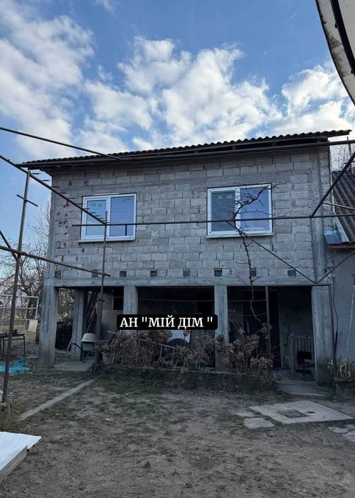 Продається гарний будинок