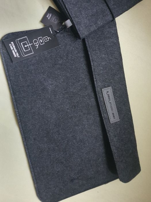 Szare Etui, teczka na notebook, tablet z filcu+ saszetka na akcesoria