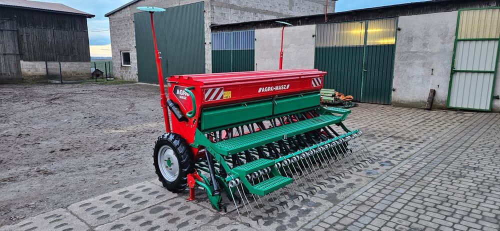 Siewnik zbożowy Agro-Masz SR 300 *2015r*(Amazone,Kverneland)