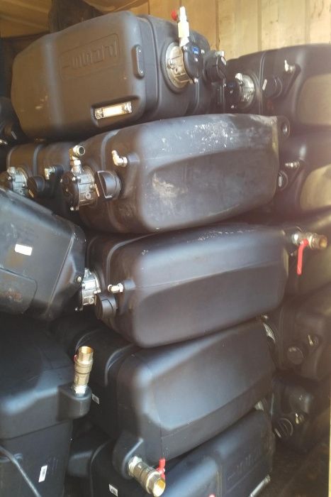 zbiornik oleju hydraulicznego fassi na olej hydrauilka hds żuraw hiab