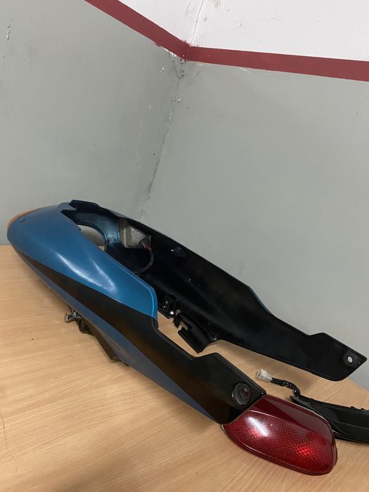 Kawasaki ZZR 1100 Zadupek owiewka prawa lewa kierunkowskazy  90/0