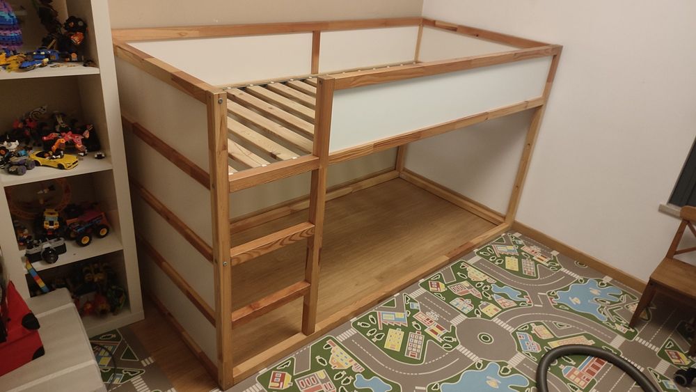 Cama reversível Kura Ikea