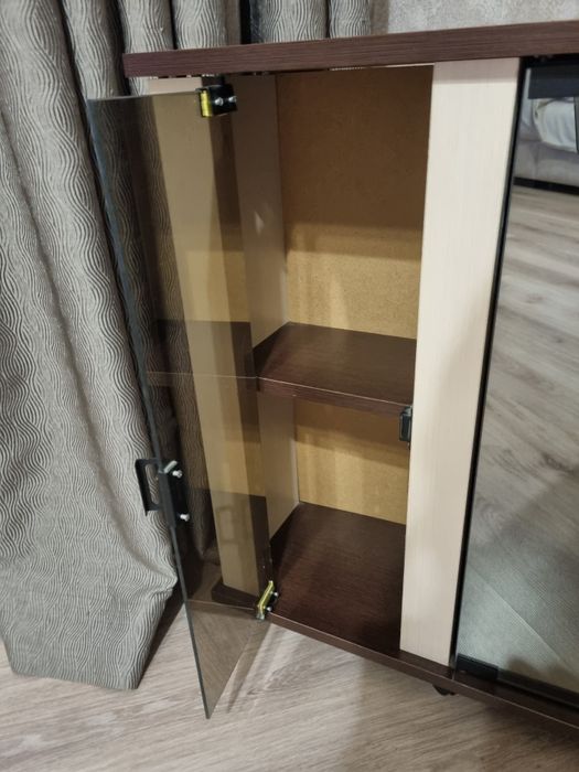 Продам тумбочку б/у