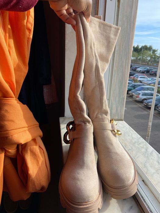 Botas a sair. 15 euros 40