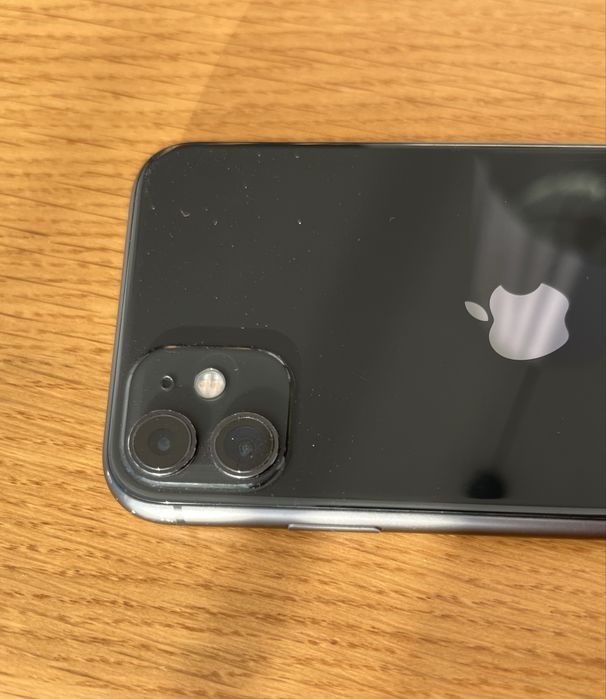 iPhone 11 64G kolor czarny, używany