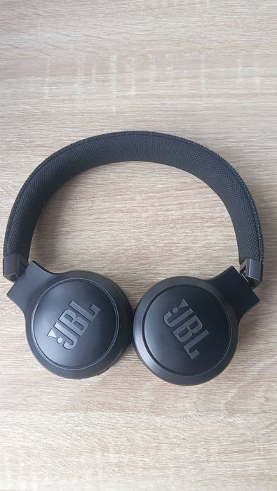 Słuchawki bezprzewodowe JBL Live 460NC