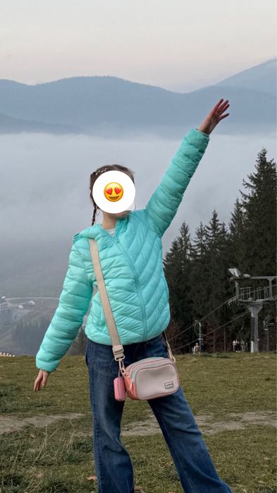 Куртка для дівчинки benetton