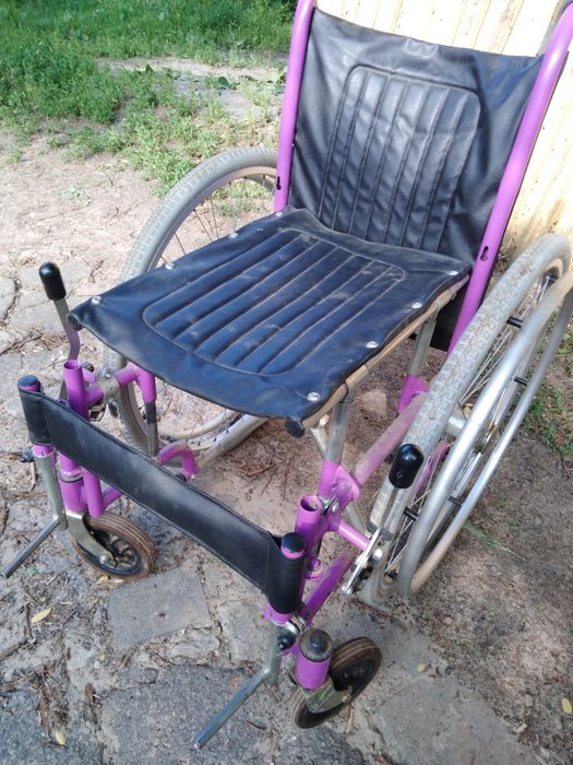 Коляска инвалидная
