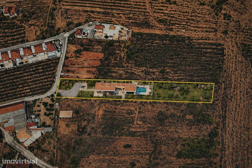 Terreno com PIP aprovado | 3.680 m² | Vista Serra de Montejunto