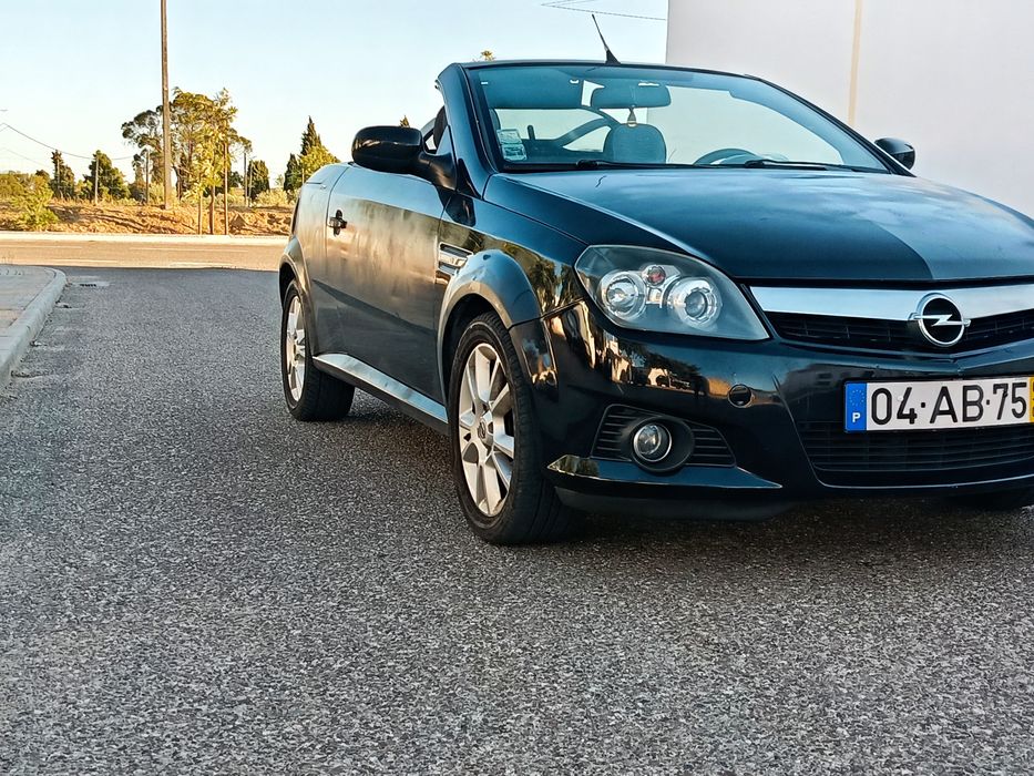 Opel Tigra twintop cabrio de 2005 a diesel 180mil kms