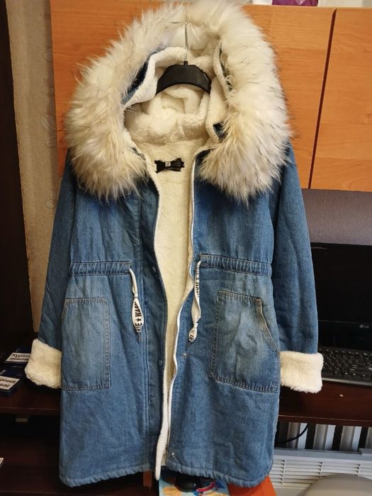 Тёплая женская курточка