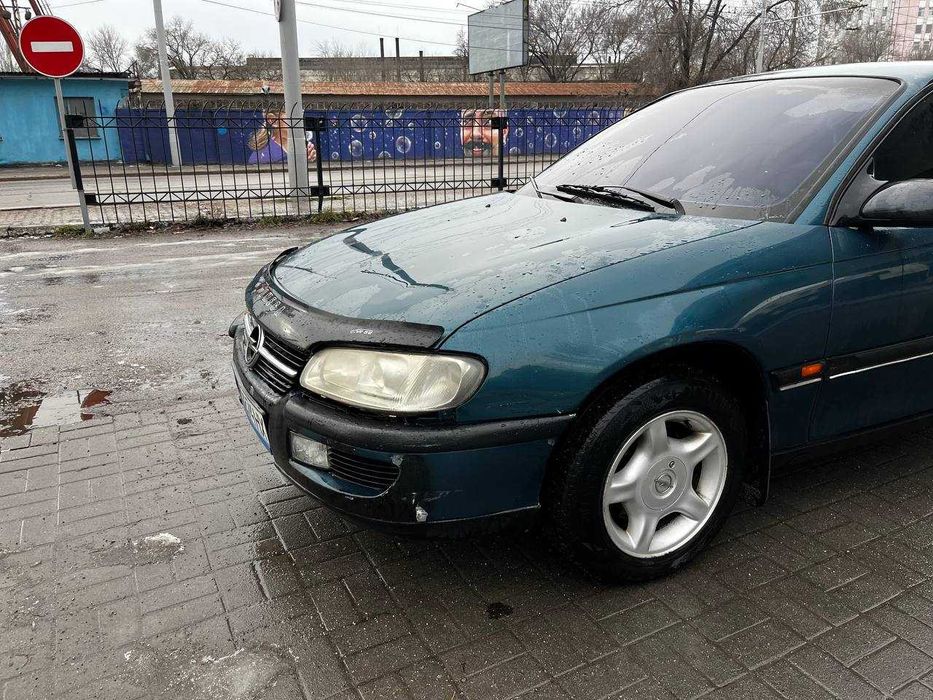 Опель омега Б 1995