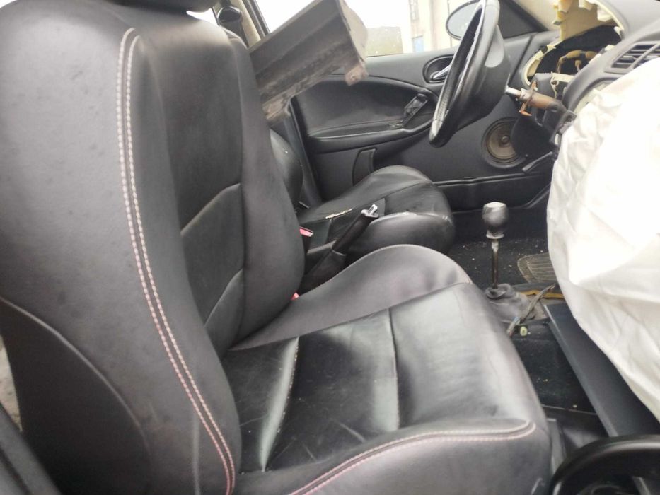 Para peças MG ZR 1.4 105 ano 2003