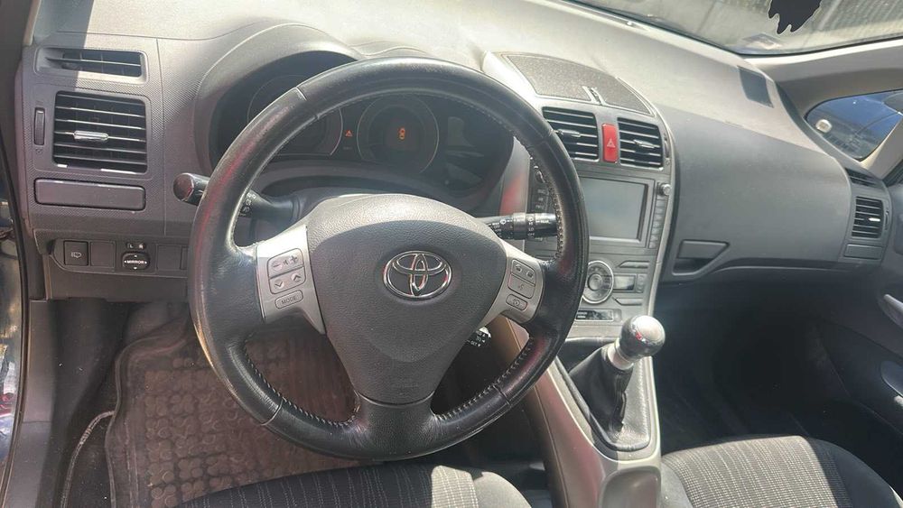 Розборка запчастини Toyota Auris E150 Тойота Аурис дизель
