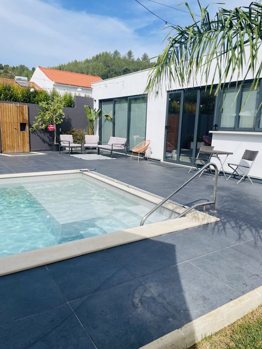 Aluguer de sala e espaço exterior para eventos corporativos, festas de Natal, aniversários, batizados
