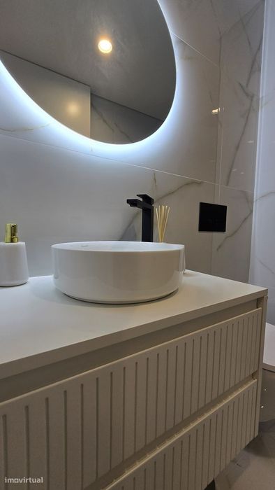 T1+1 Novo, em Condomínio Fechado, no Centro de Vila Verde
