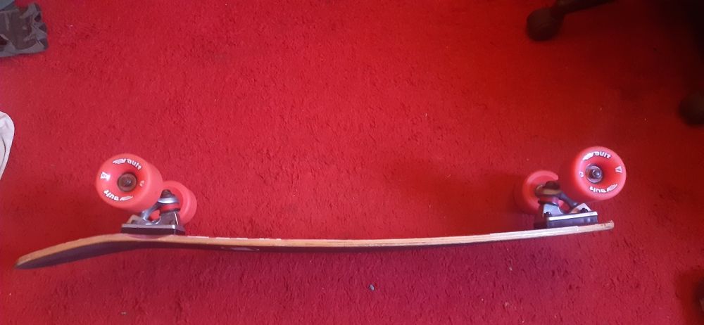 Longboard Vault  Cruiser 34'  .
