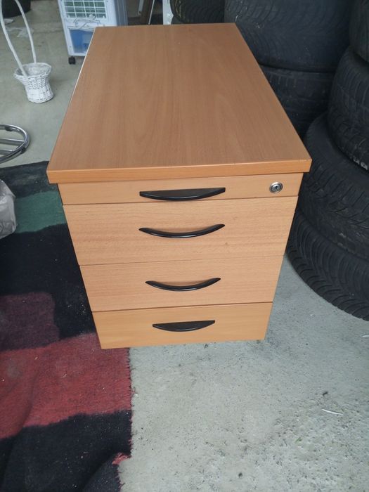 Szafka narzędziowa na klucz