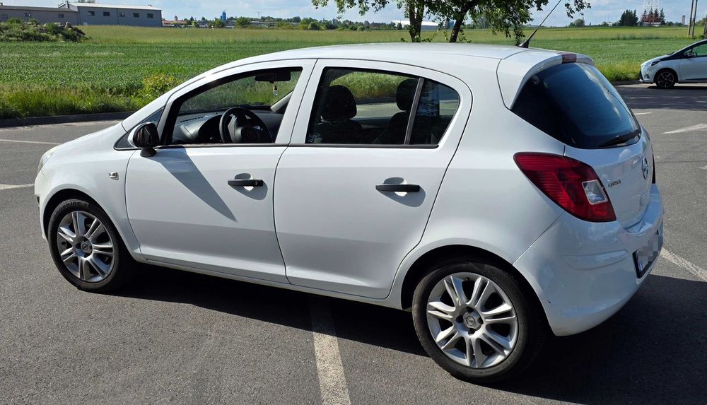 Opel Corsa D 1.3 CDTi 75 KM | 2013 | Klimatyzacja