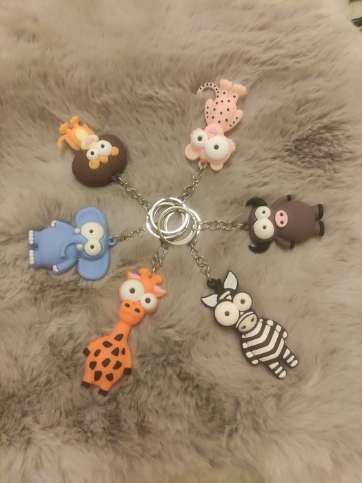 Брелок на сумку рюкзак пенал портфель