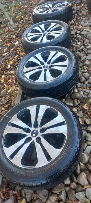 Диски з гумою 235/55/18 kia 5x114.3