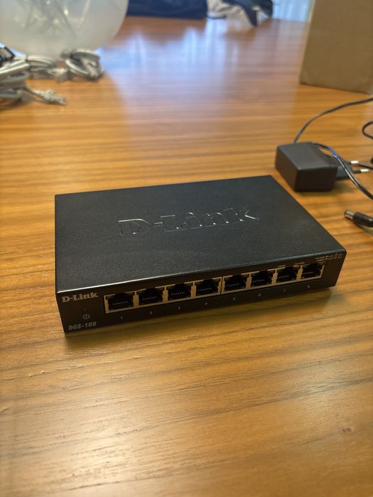 Switch D-link dgs-108