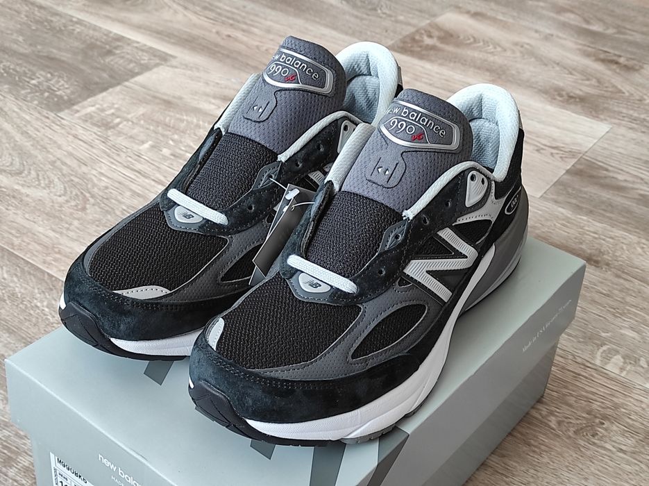 Кросівки New Balance M990BK6