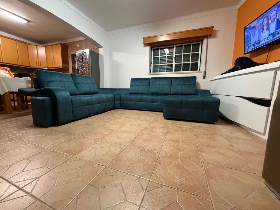 Vendo sofa em bom estado e pouco uso