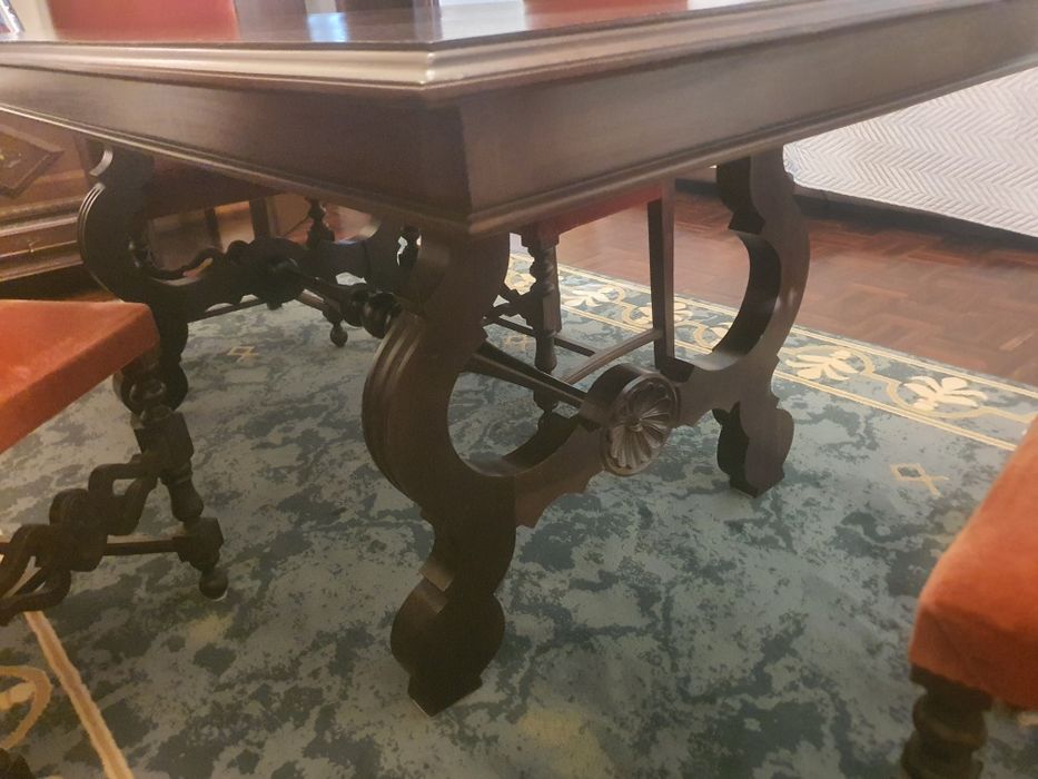 Sala completa estilo século 17.