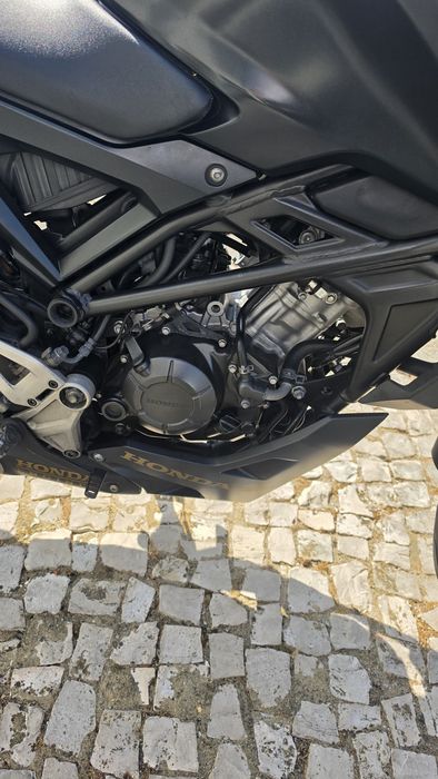 Honda CB125R 2021