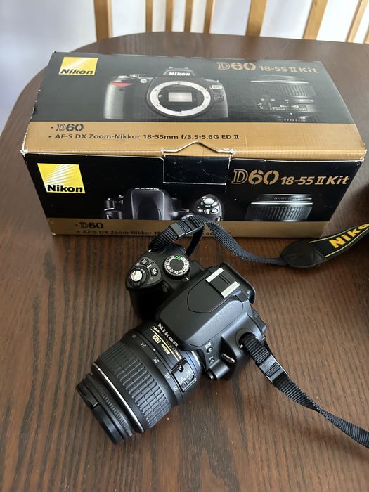 Reflex Camera64752391040642122