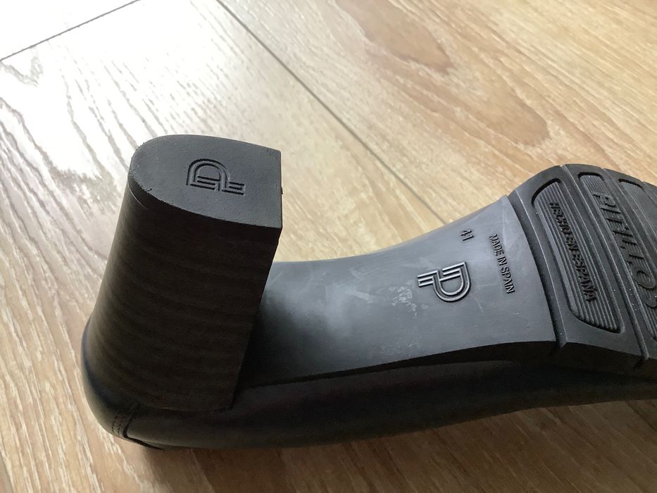 Buty damskie- hiszpańskie czółenka skórzane 40 Pitillos