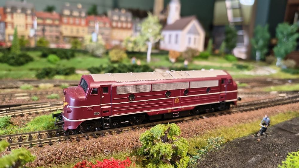 Kolejka tt. Lokomotywa spalinowa NoHab