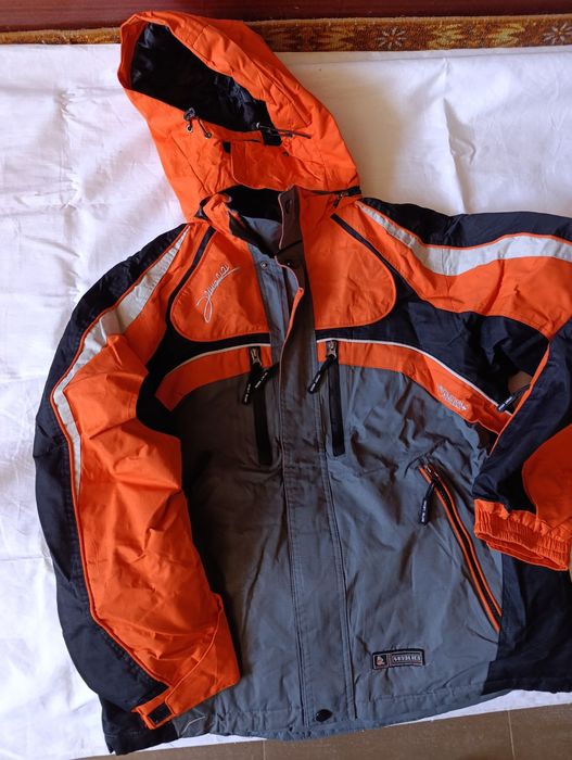 Продам куртку подростковую мужскую