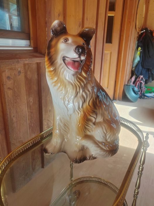 Figurka psa porcelanowa