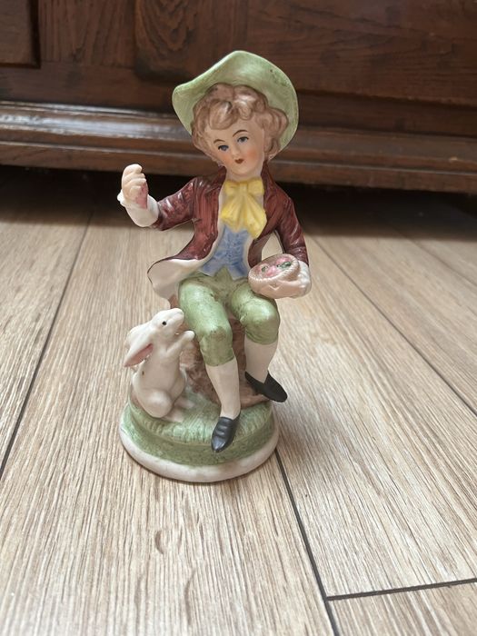 Figurka ceramiczna