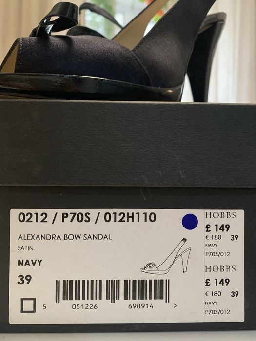 Босоніжки HOBBS. Alexandra Bow Sandal. Satin. Колір NAVY.