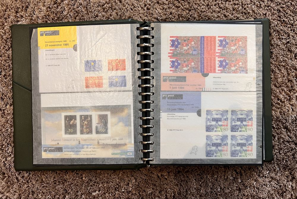 Selos + Álbum  Filatélico.