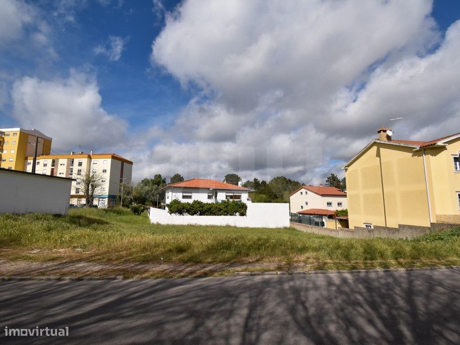 Lote Urbano para venda em Torres Vedras