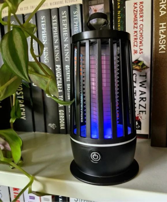 лампа від комарів комах