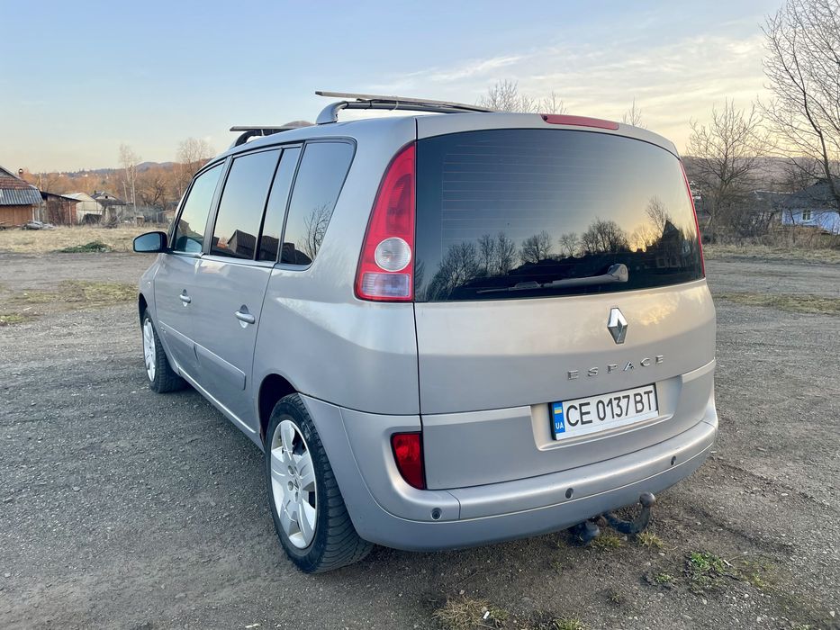 Продам сімейний мінівен Renault Espase